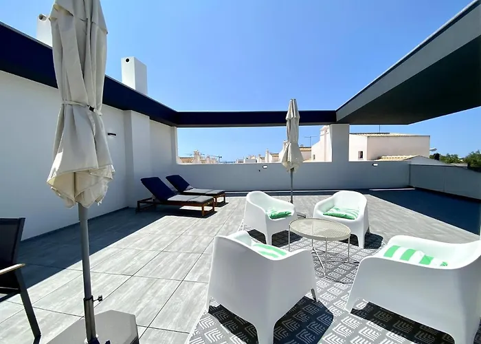 Tavira Grand Balcony With Pool By Homing